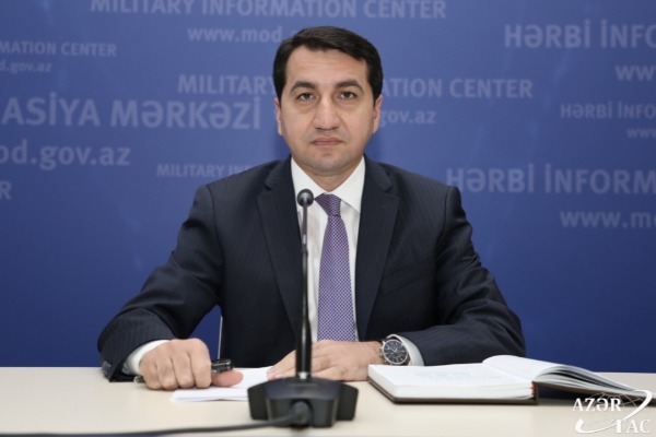 Hikmət Hacıyev: Ermənistanın kasetli bombalardan istifadə etməsi mülki əhali arasında itkinin çox olmasına hesablanıb